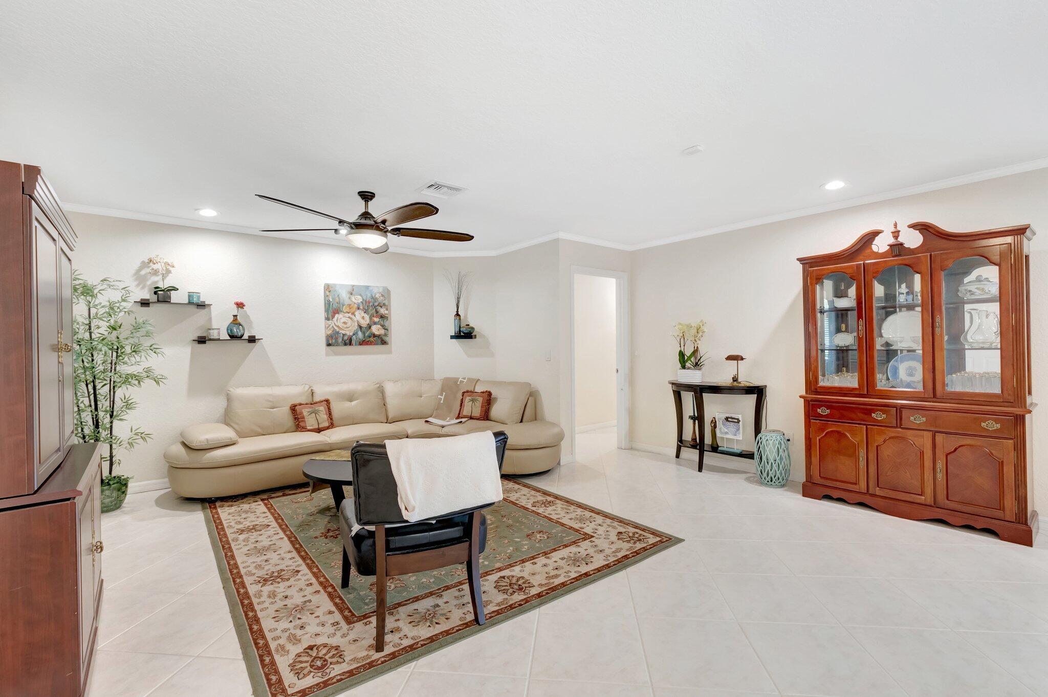166 SW 8th Avenue
