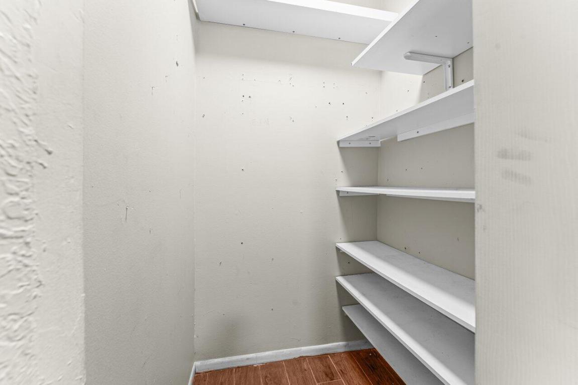 FLORIDA GARDENS 4 - Residential Lease