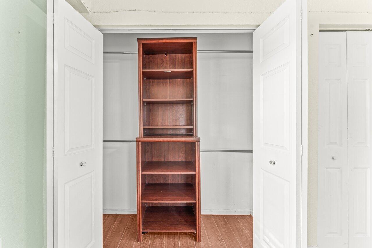 FLORIDA GARDENS 4 - Residential Lease