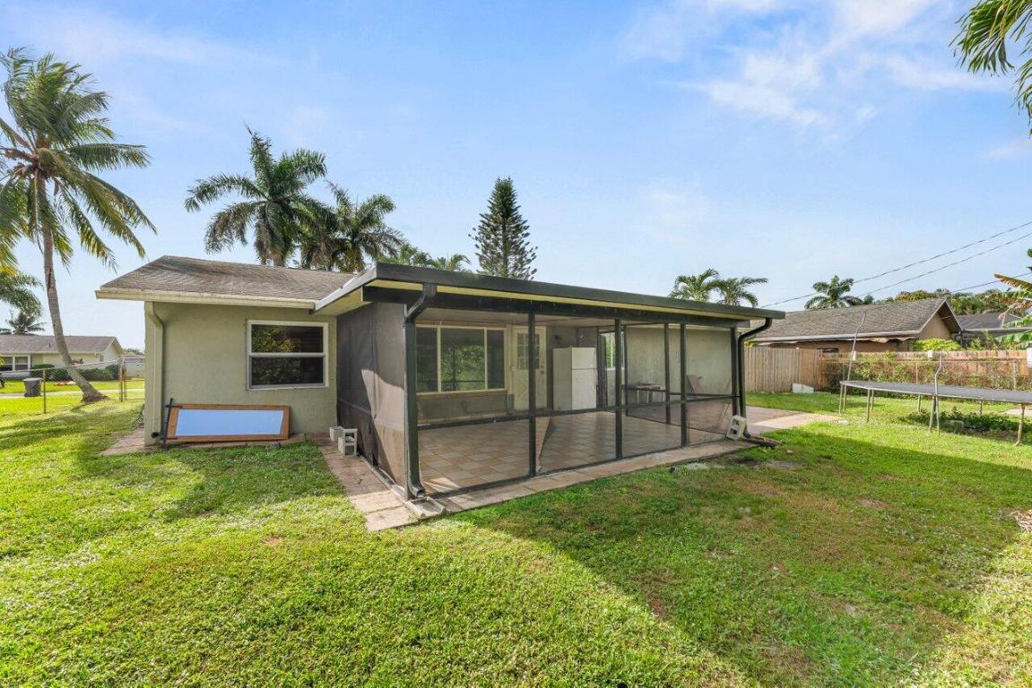 FLORIDA GARDENS 4 - Residential Lease