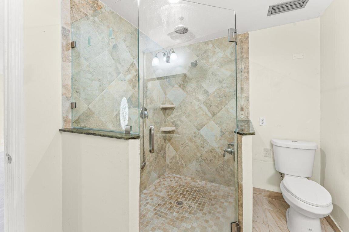 FLORIDA GARDENS 4 - Residential Lease