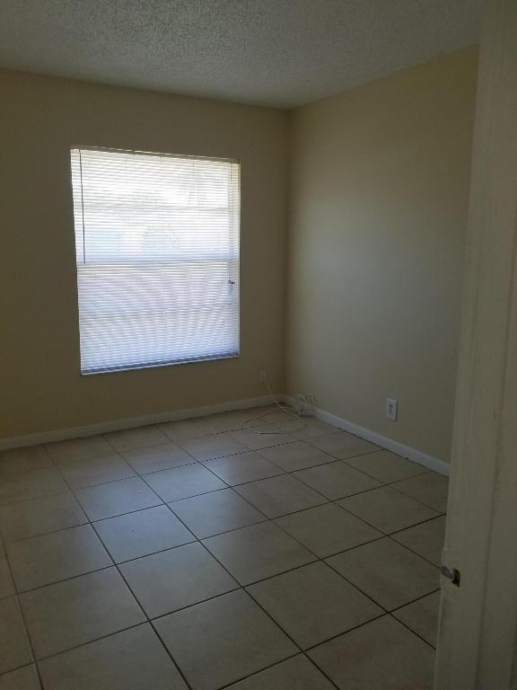 FEDERAL GARDENS 3 - Residential Lease