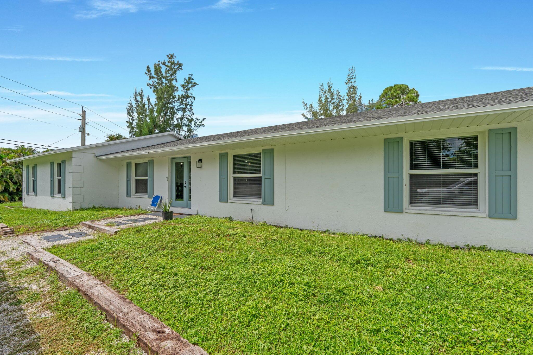 PALM BEACH RANCHETTES - Residential