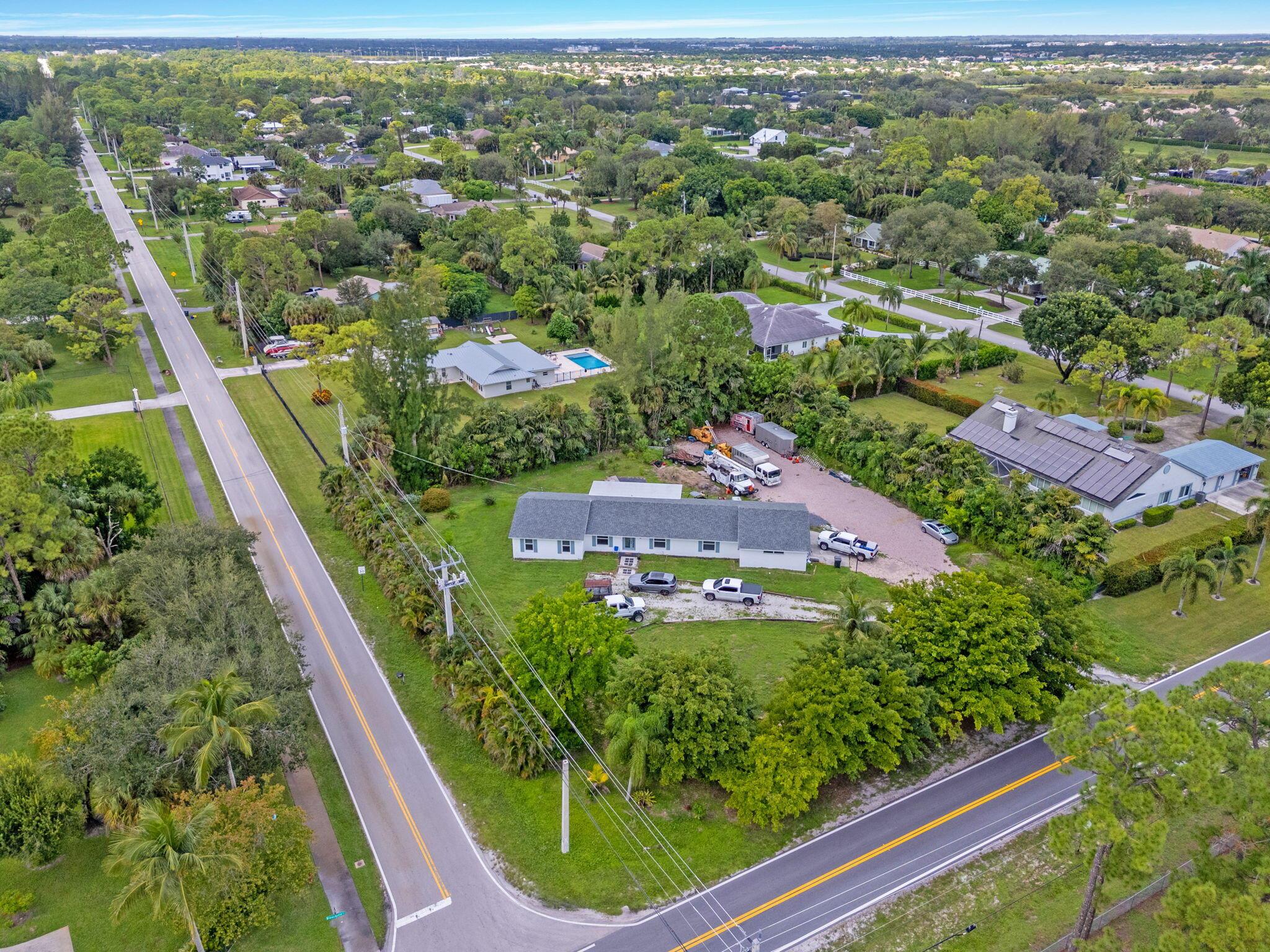 PALM BEACH RANCHETTES - Residential