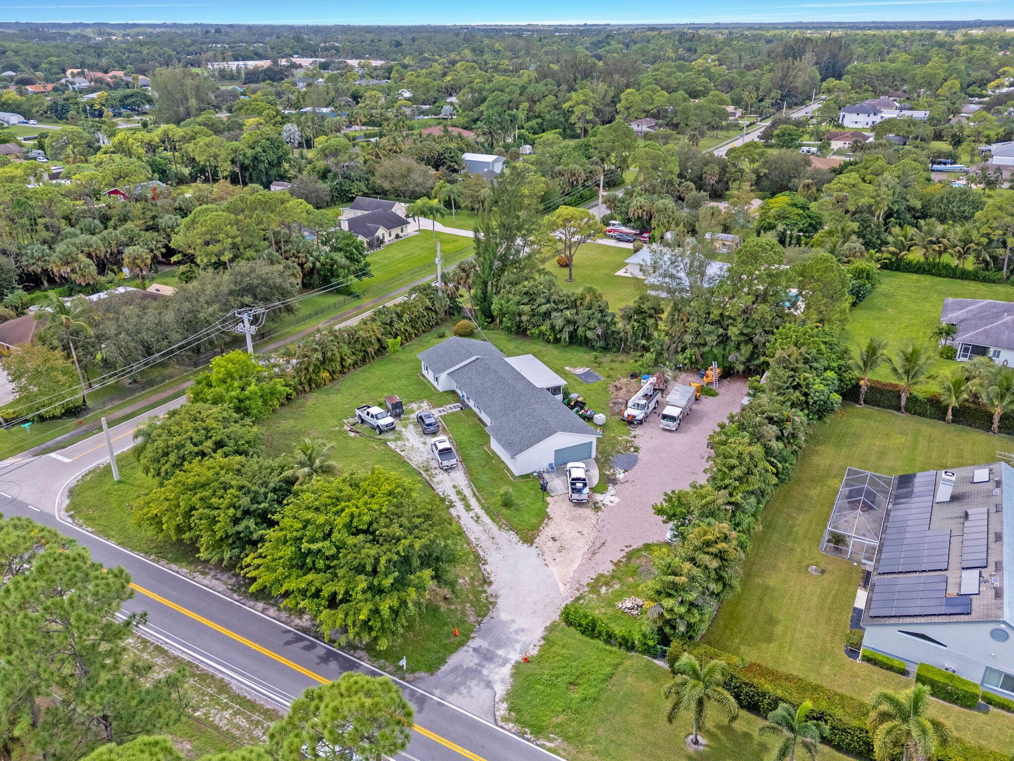 PALM BEACH RANCHETTES - Residential