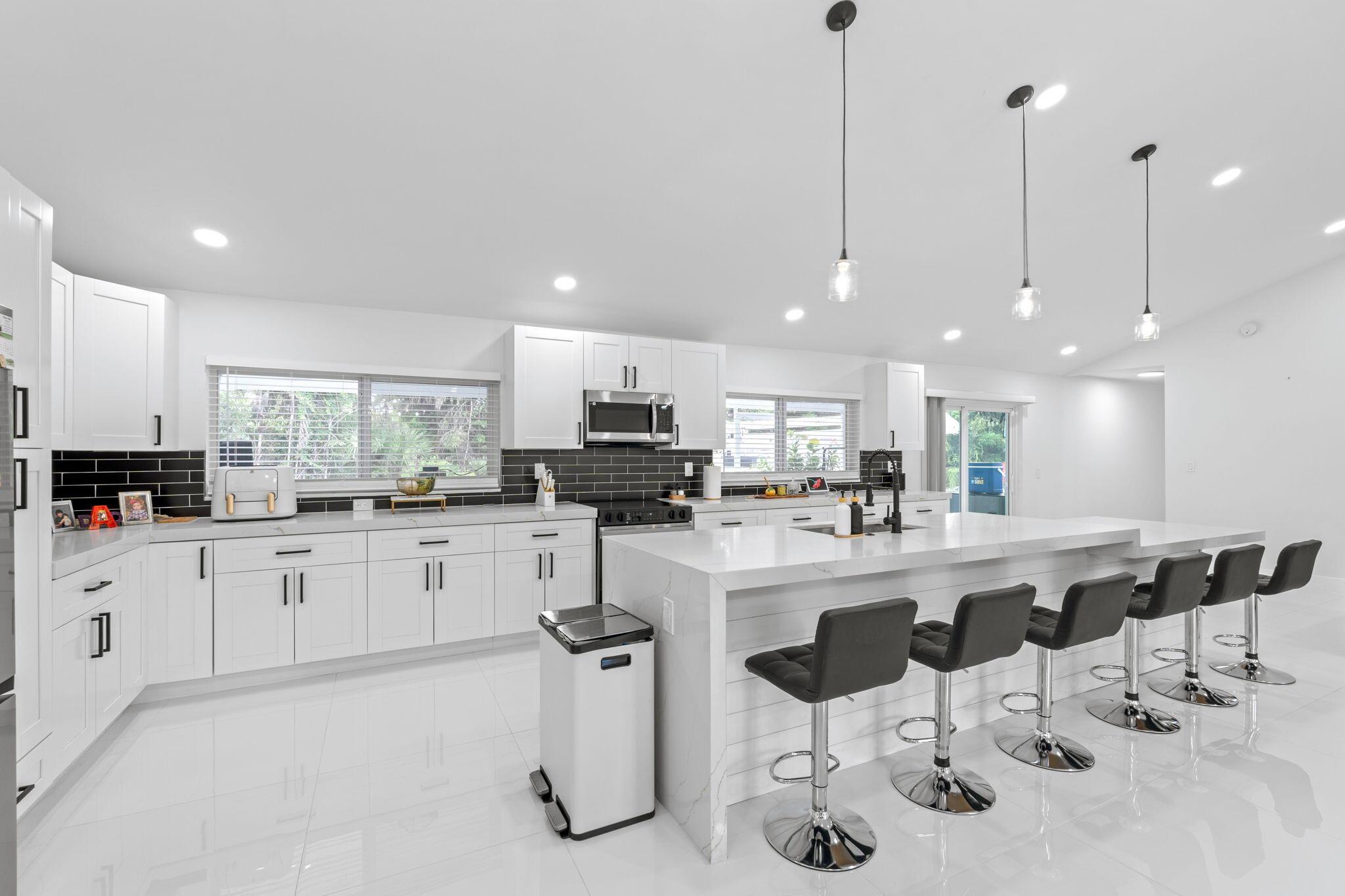 PALM BEACH RANCHETTES - Residential