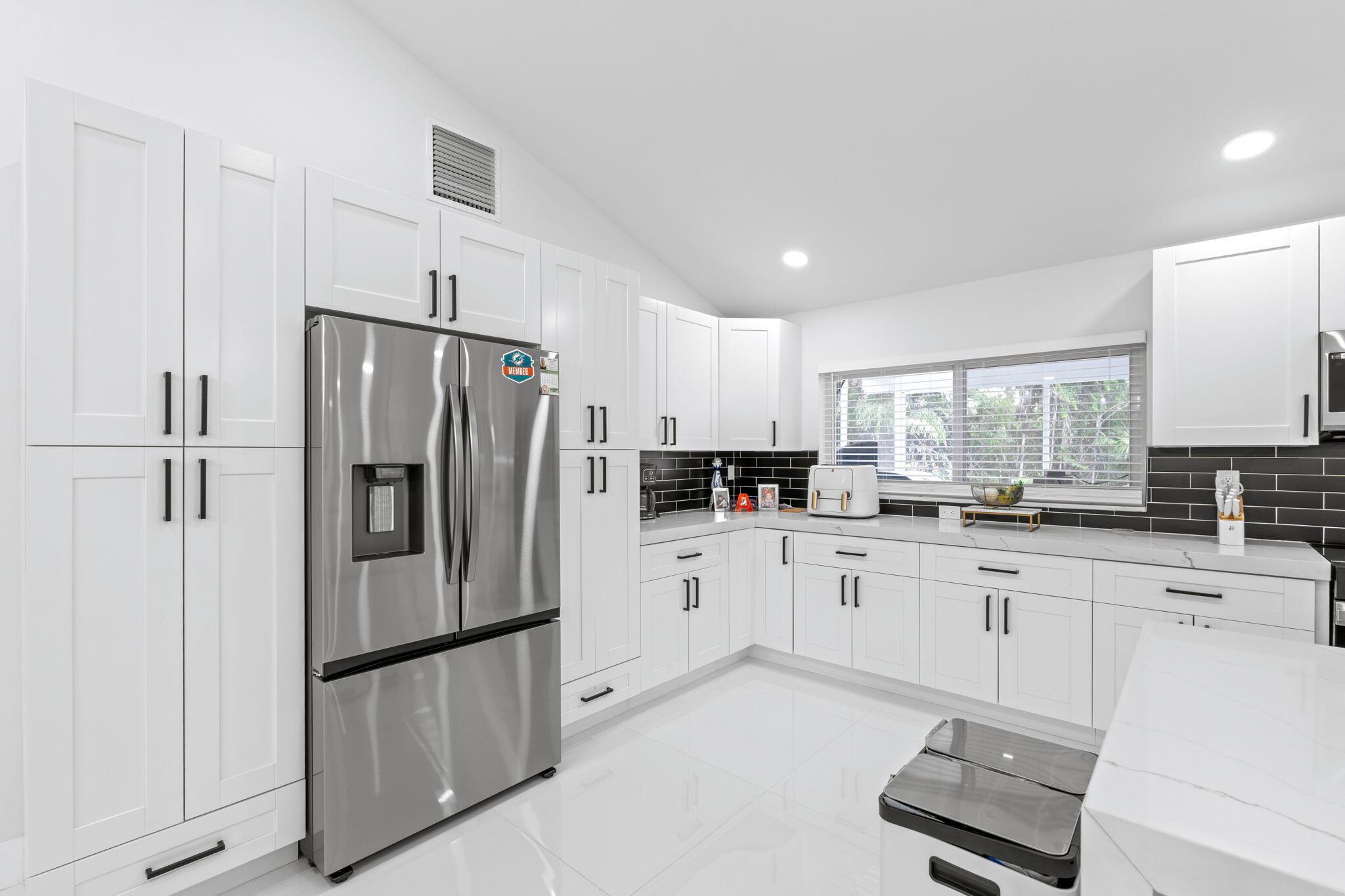 PALM BEACH RANCHETTES - Residential
