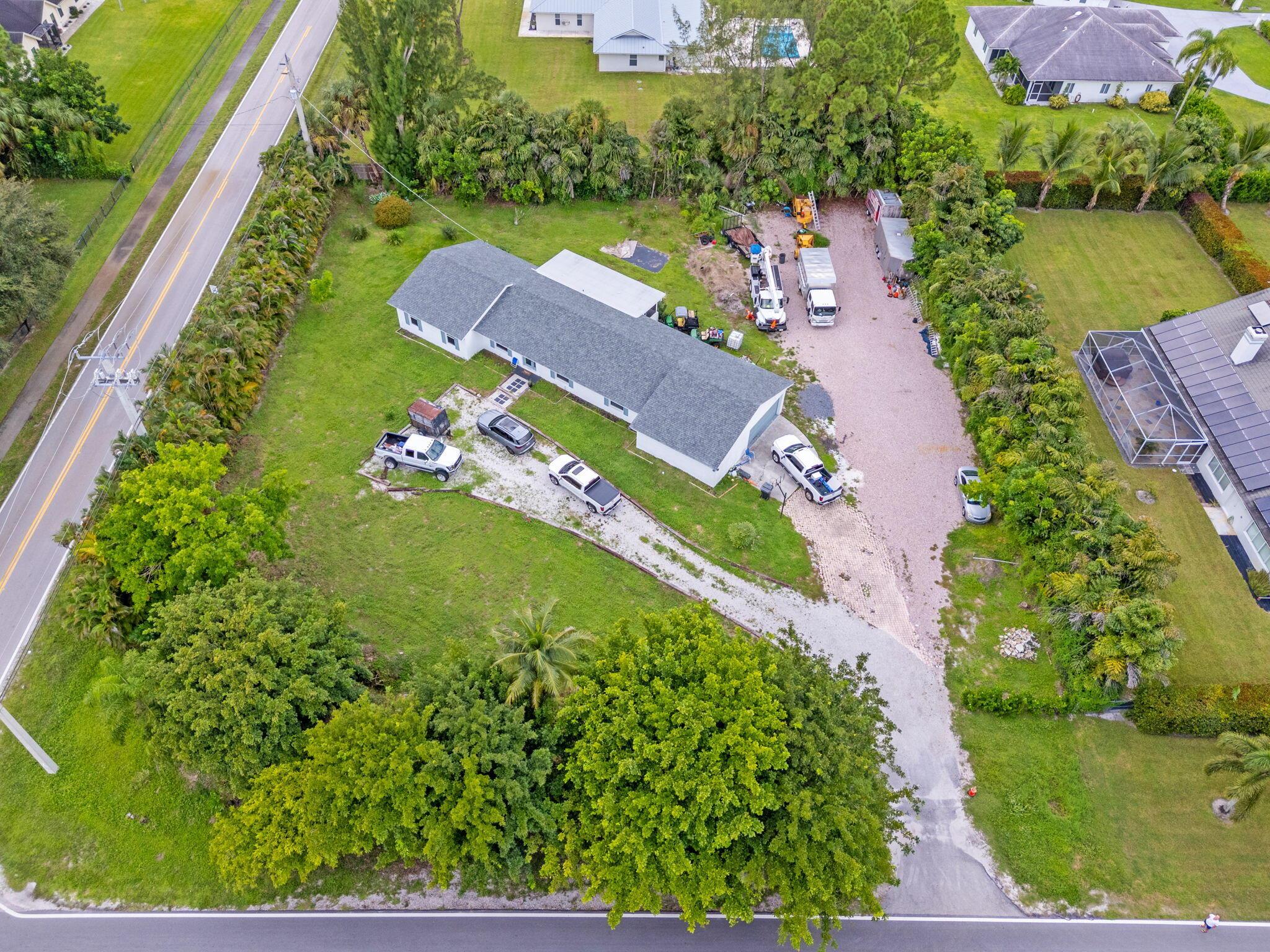 PALM BEACH RANCHETTES - Residential