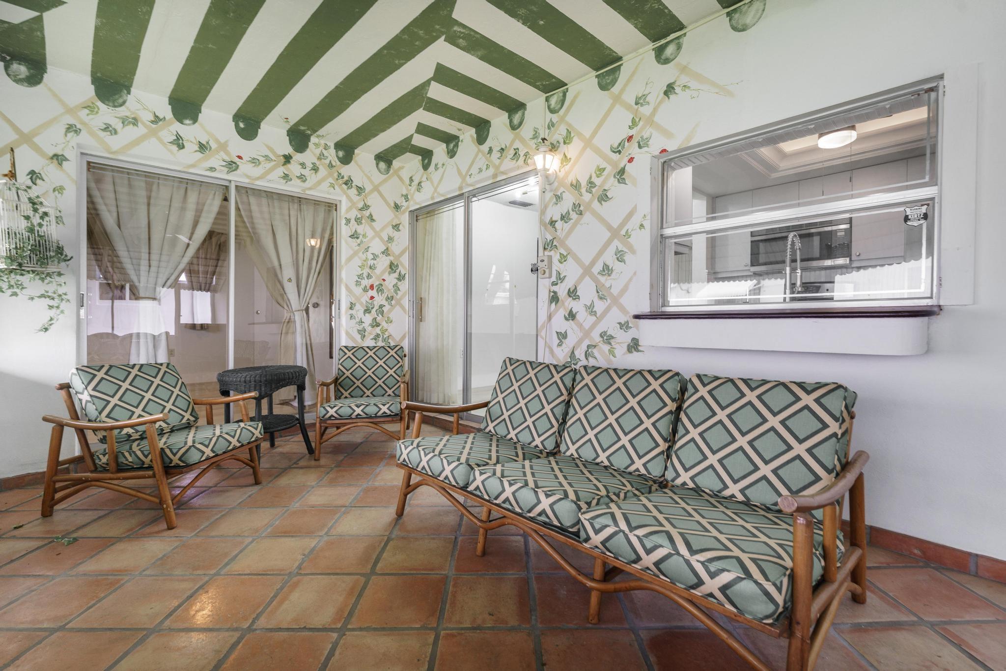 Gold Key Villas West 72-4 - Residential