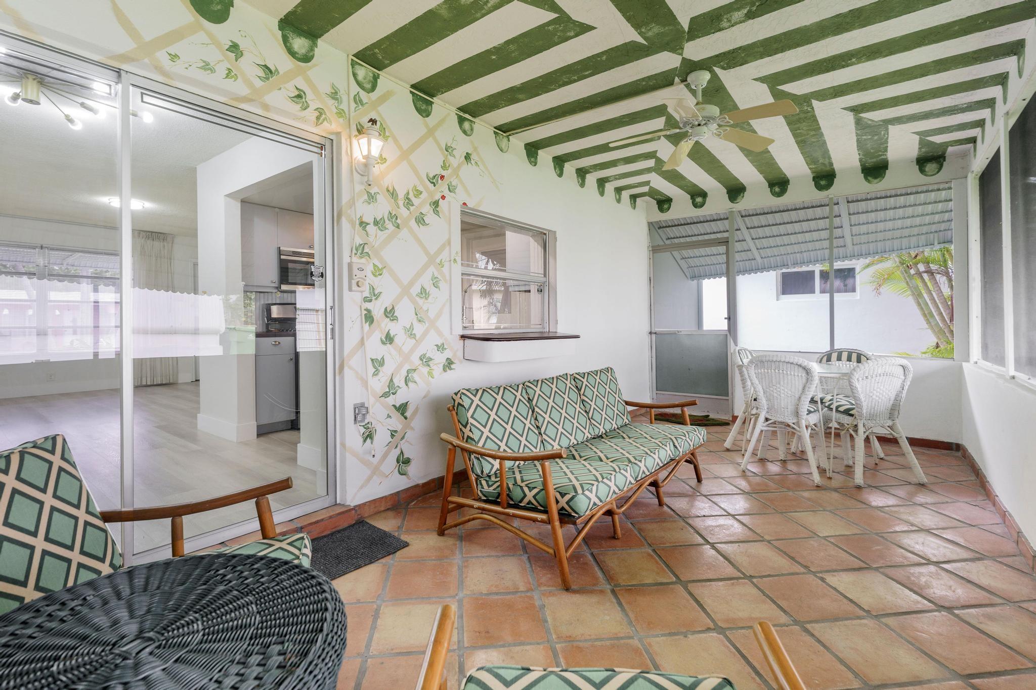 Gold Key Villas West 72-4 - Residential