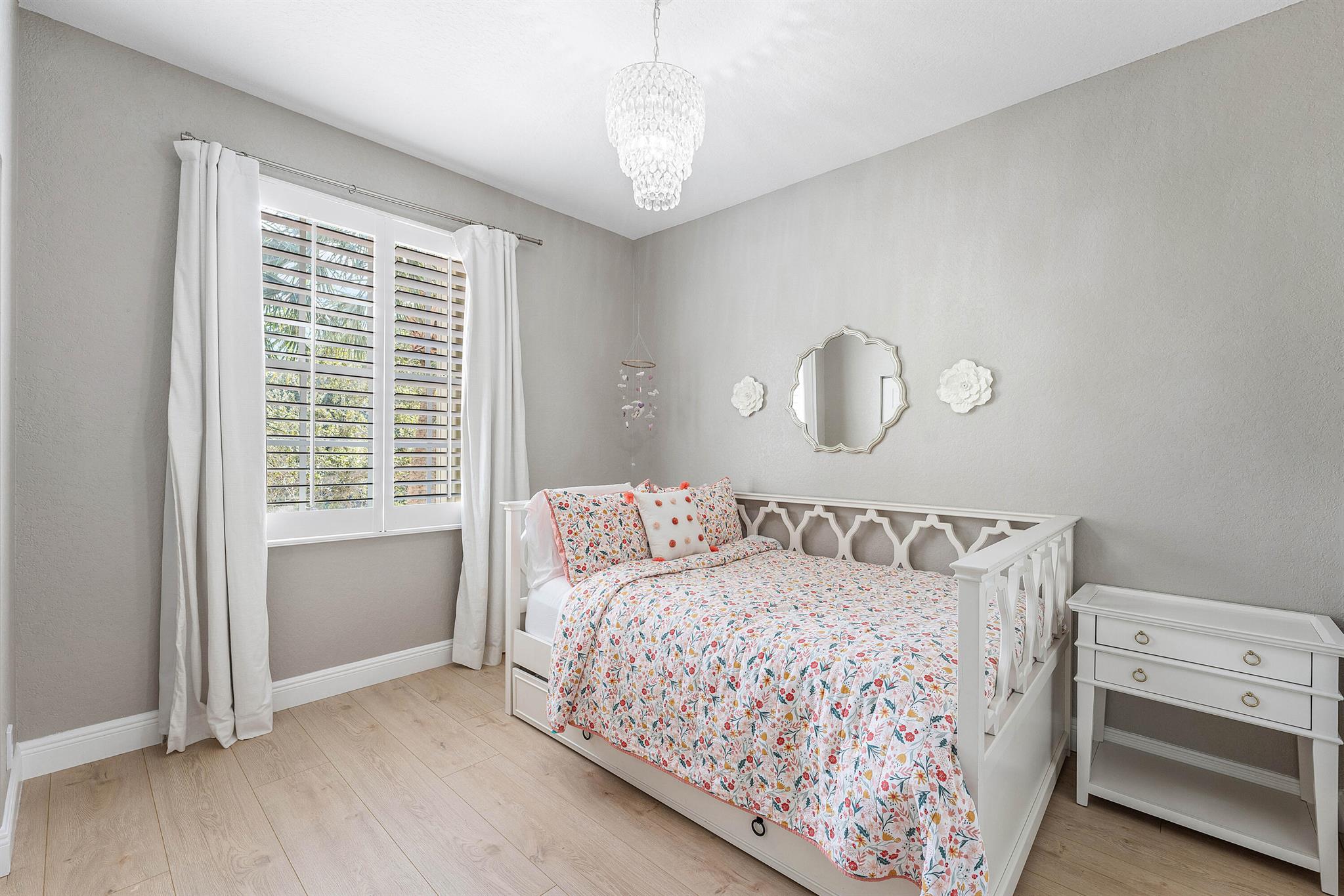 PALMS AT ATLANTIS - Residential