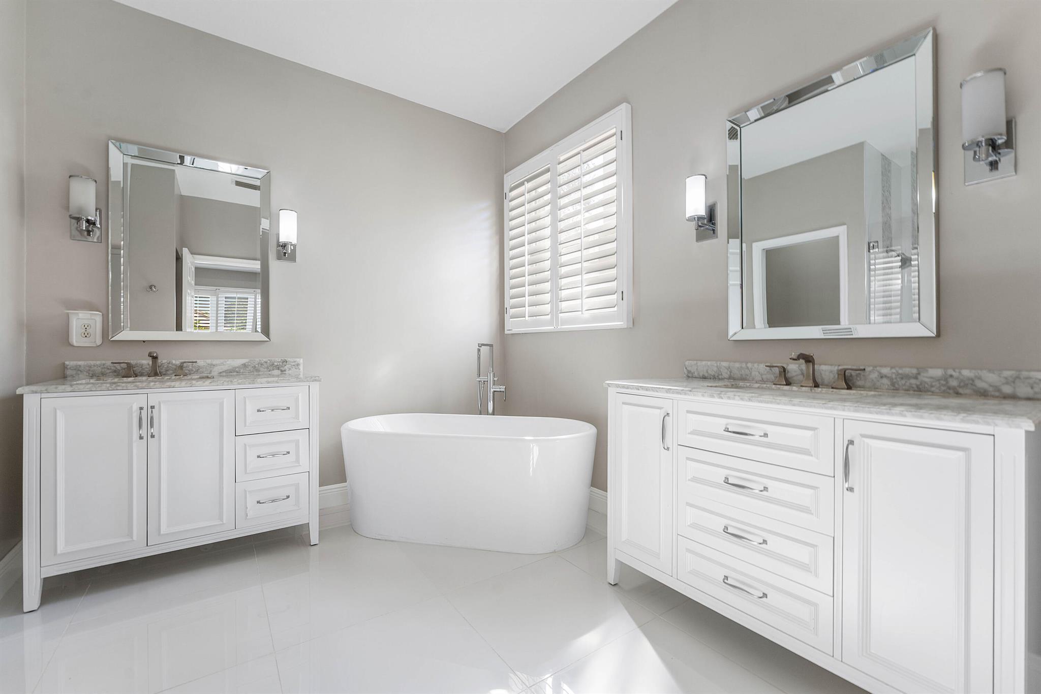 PALMS AT ATLANTIS - Residential