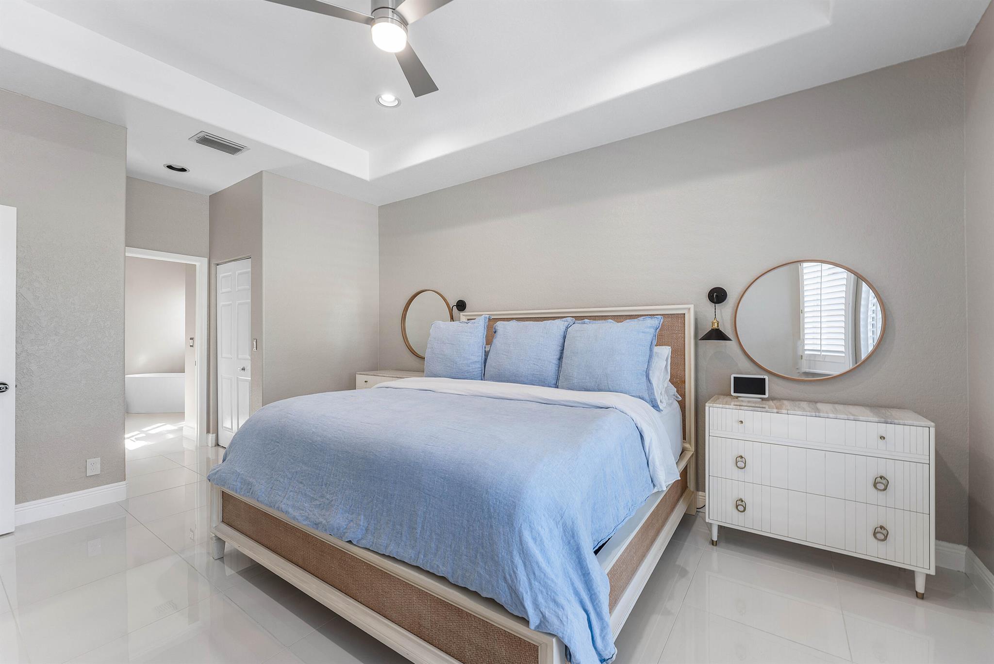 PALMS AT ATLANTIS - Residential