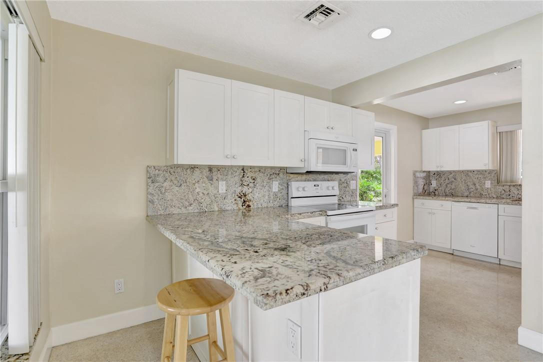 The Cove 4th Sec 38-14 B - Residential Lease