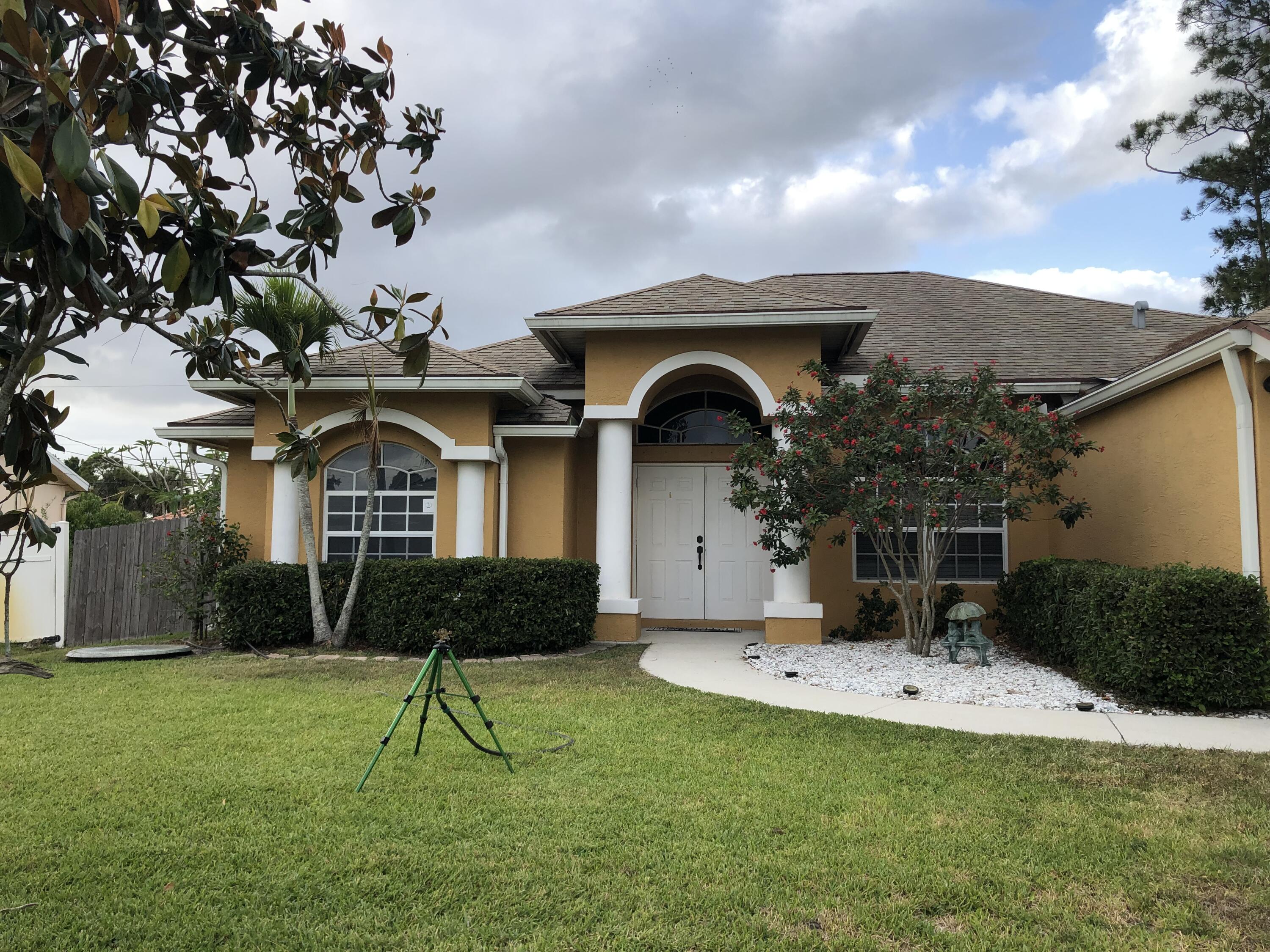 PORT ST LUCIE SECTION 11 - Residential