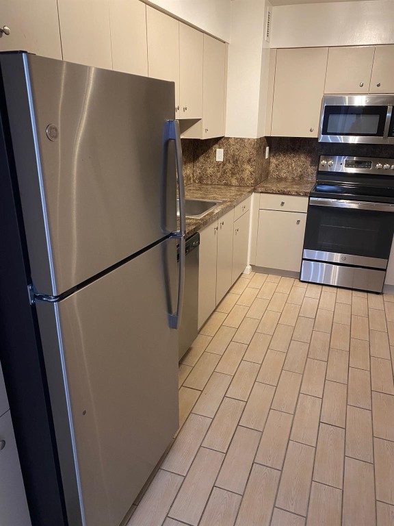 Carlisle On The Ocean - Residential Lease