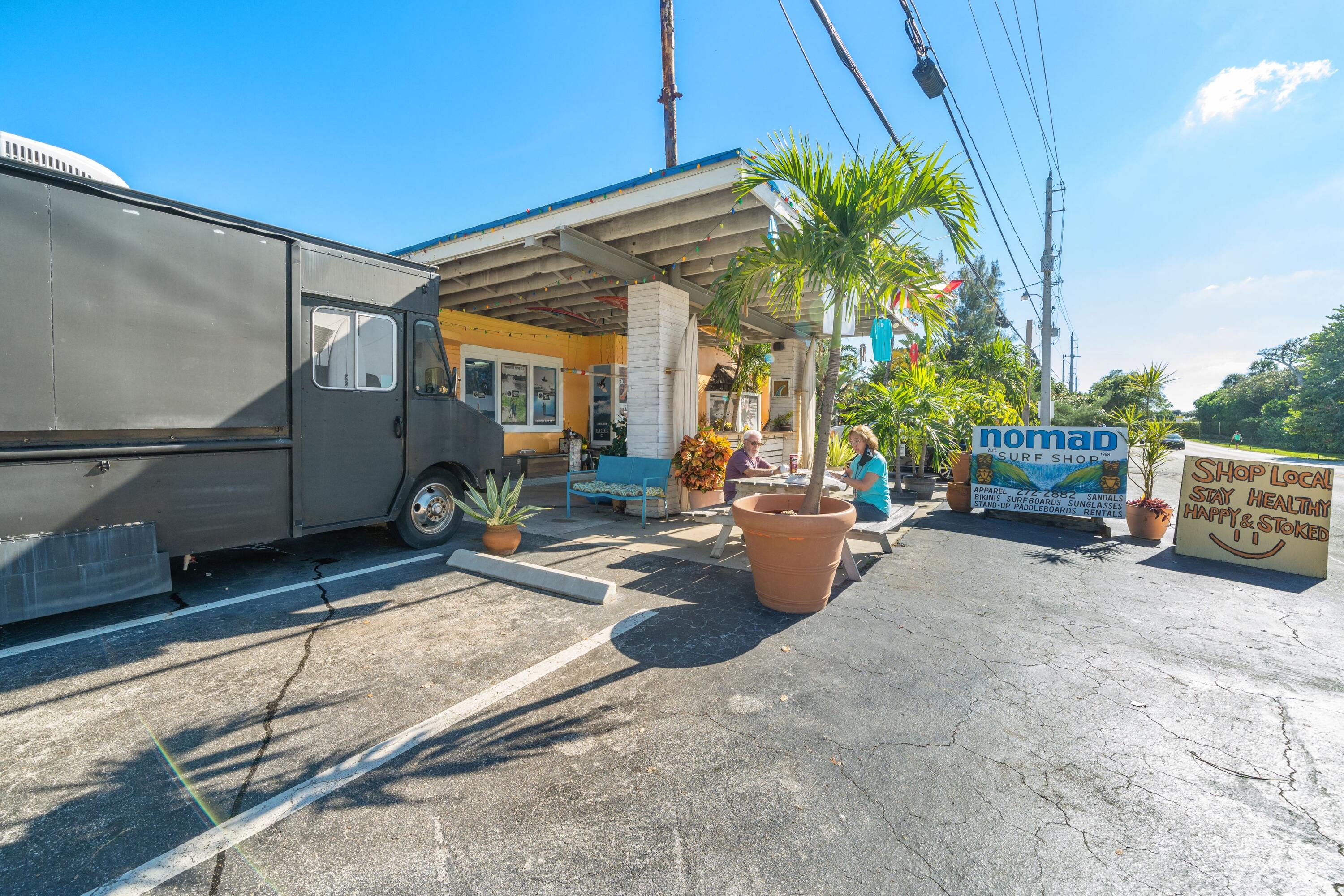 PALM BEACH SHORE ACRES - Residential Lease