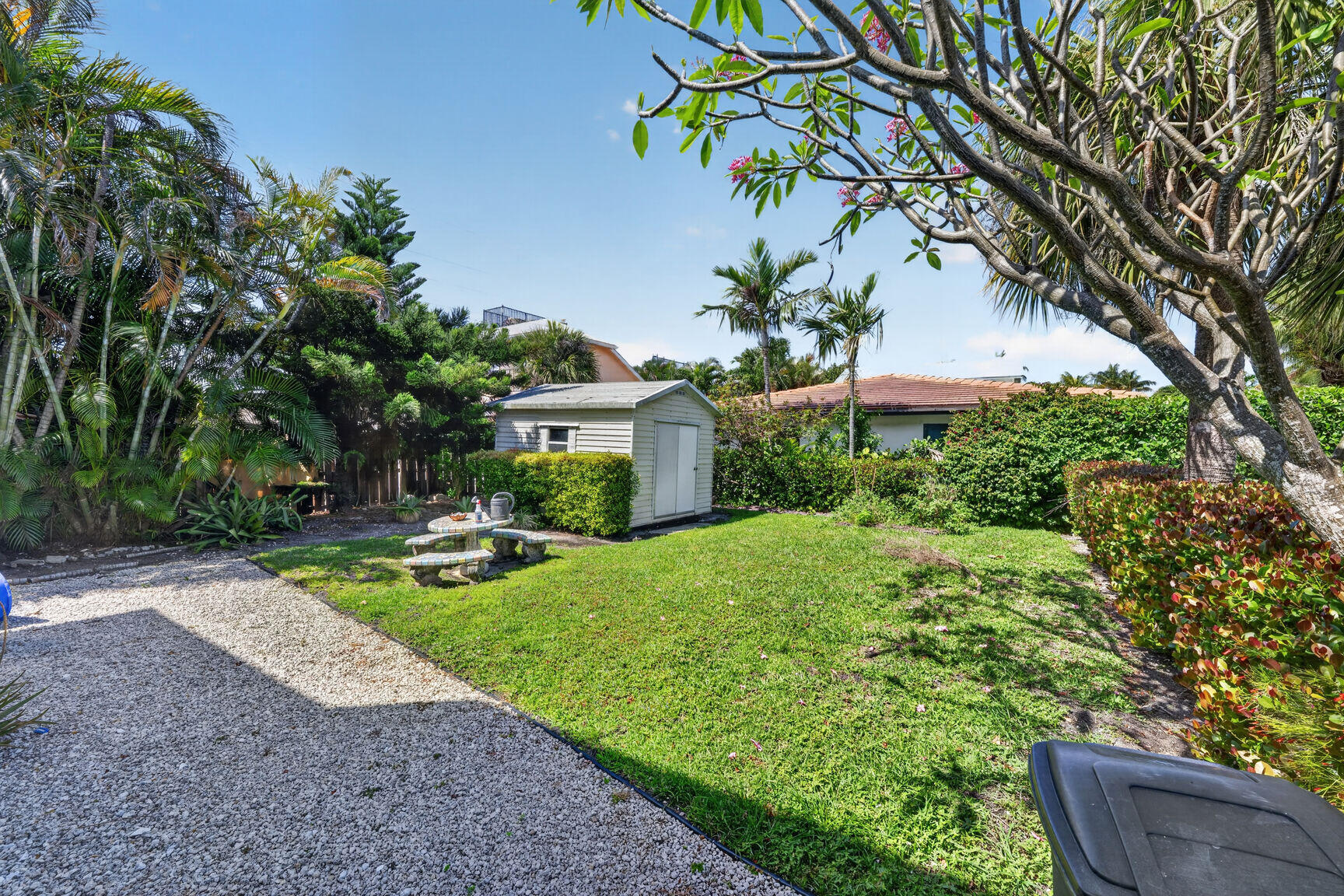 PALM BEACH SHORE ACRES - Residential Lease