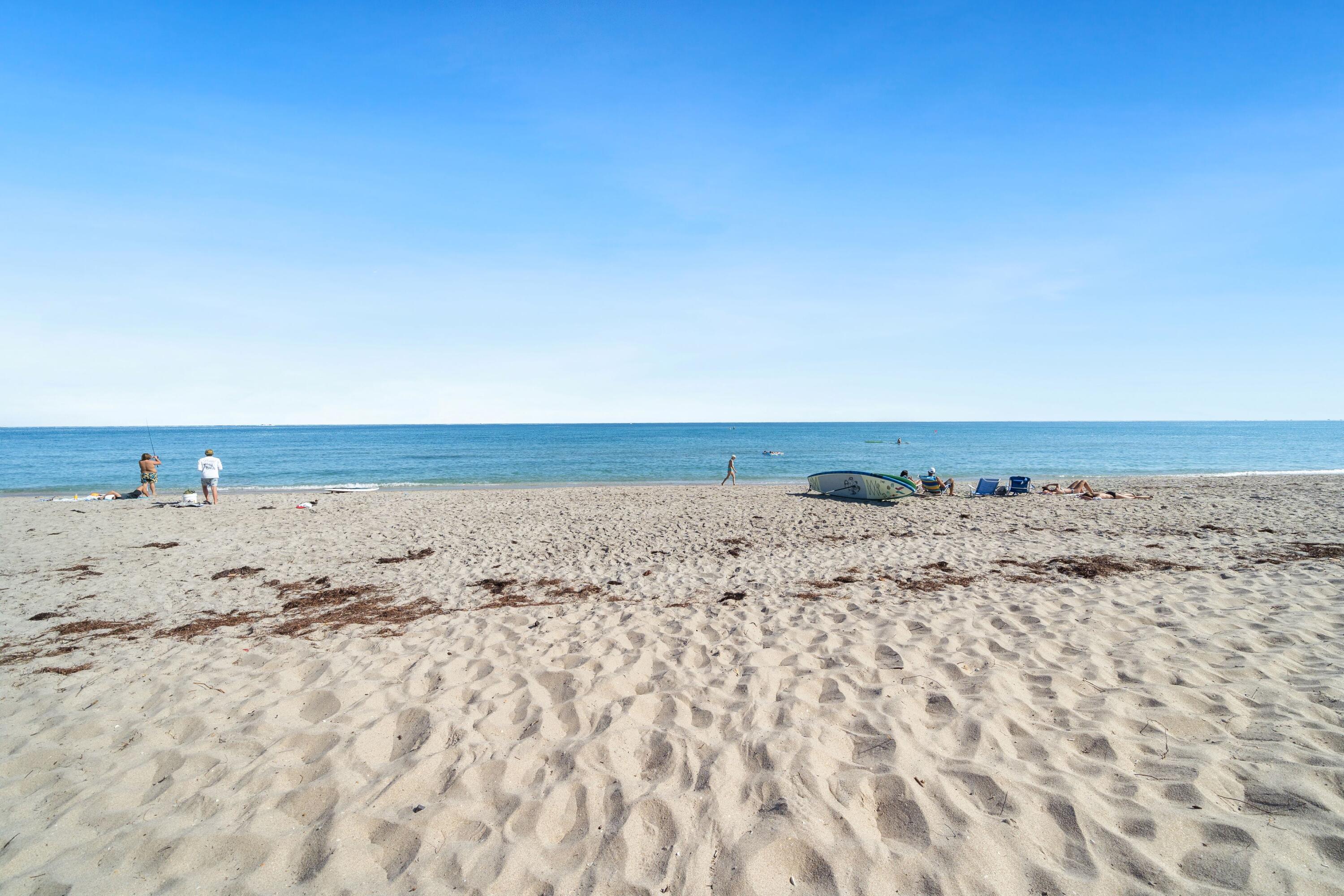 PALM BEACH SHORE ACRES - Residential Lease