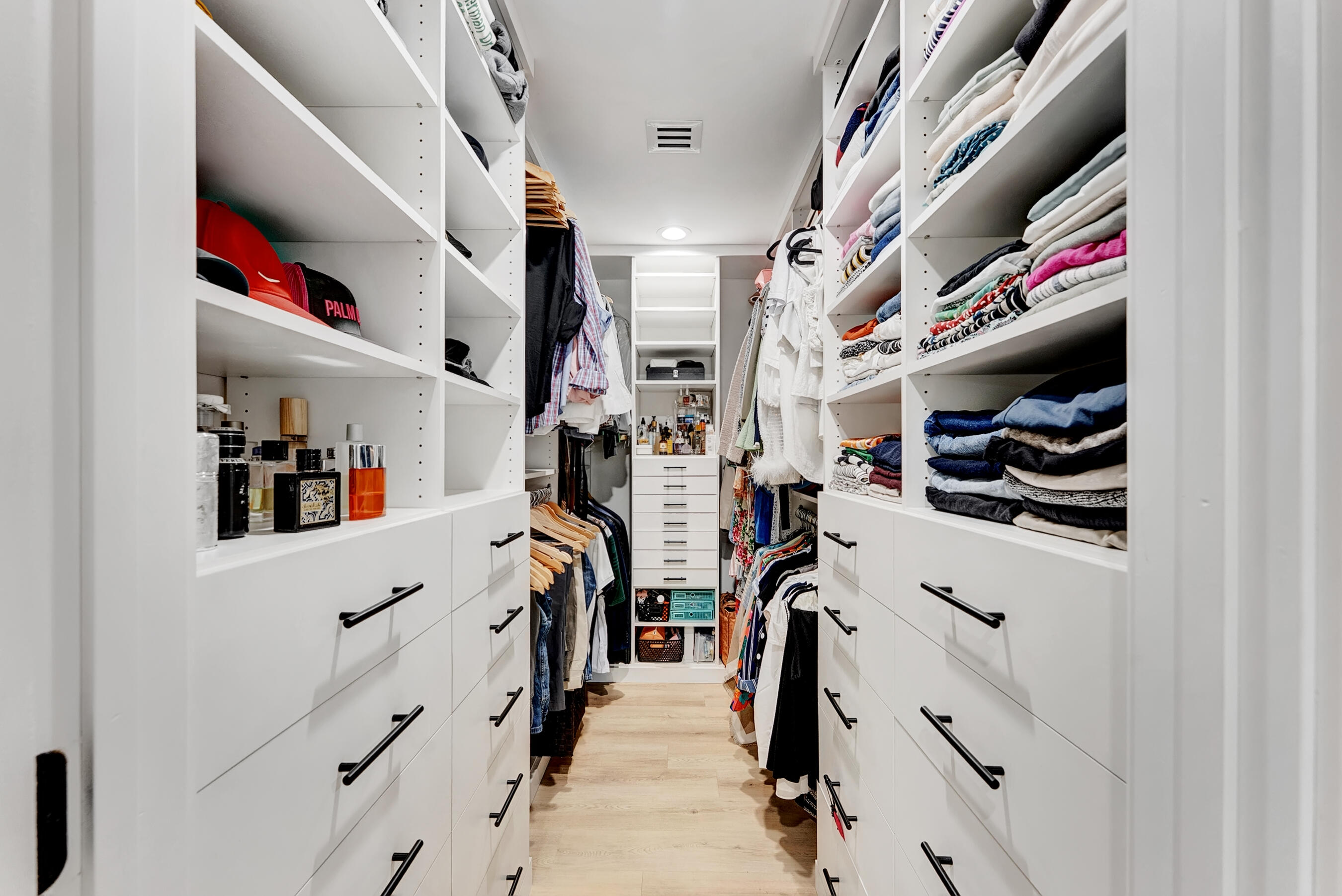 CHATELAINE - Residential