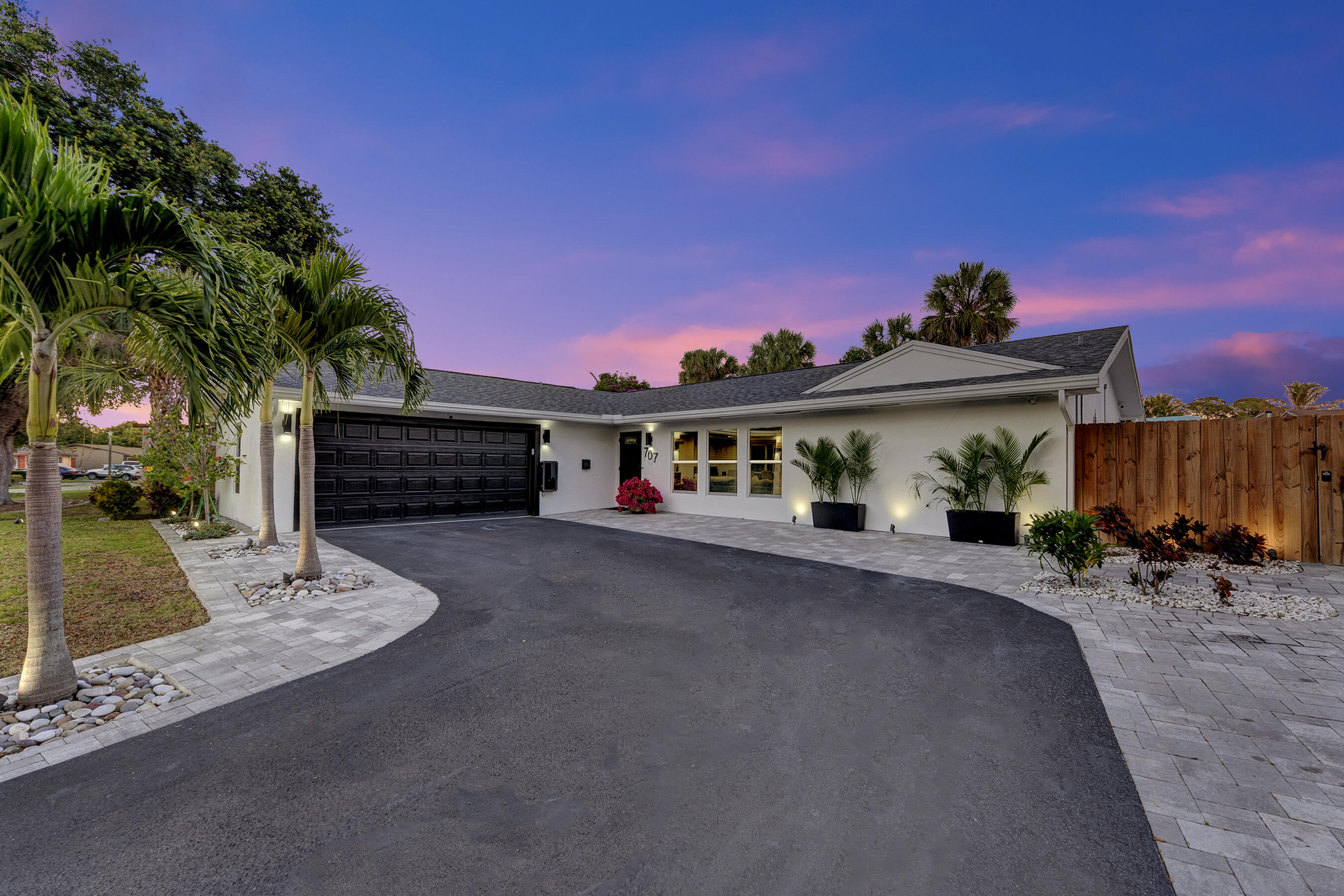 CHATELAINE - Residential