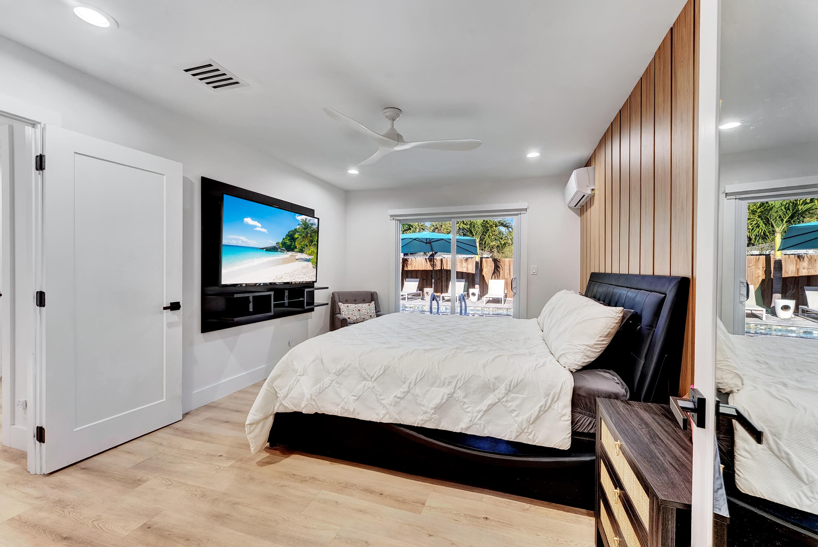 CHATELAINE - Residential