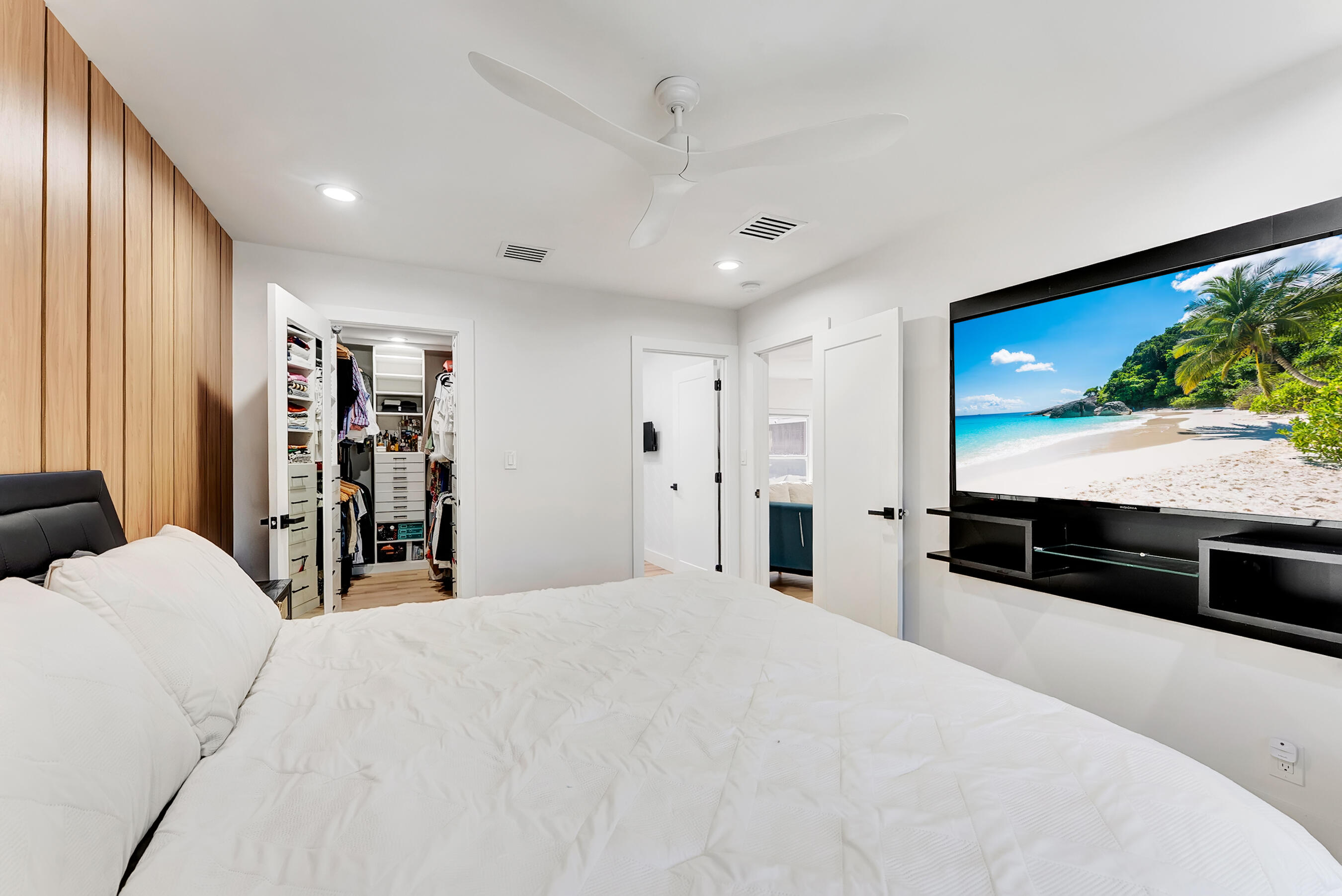 CHATELAINE - Residential