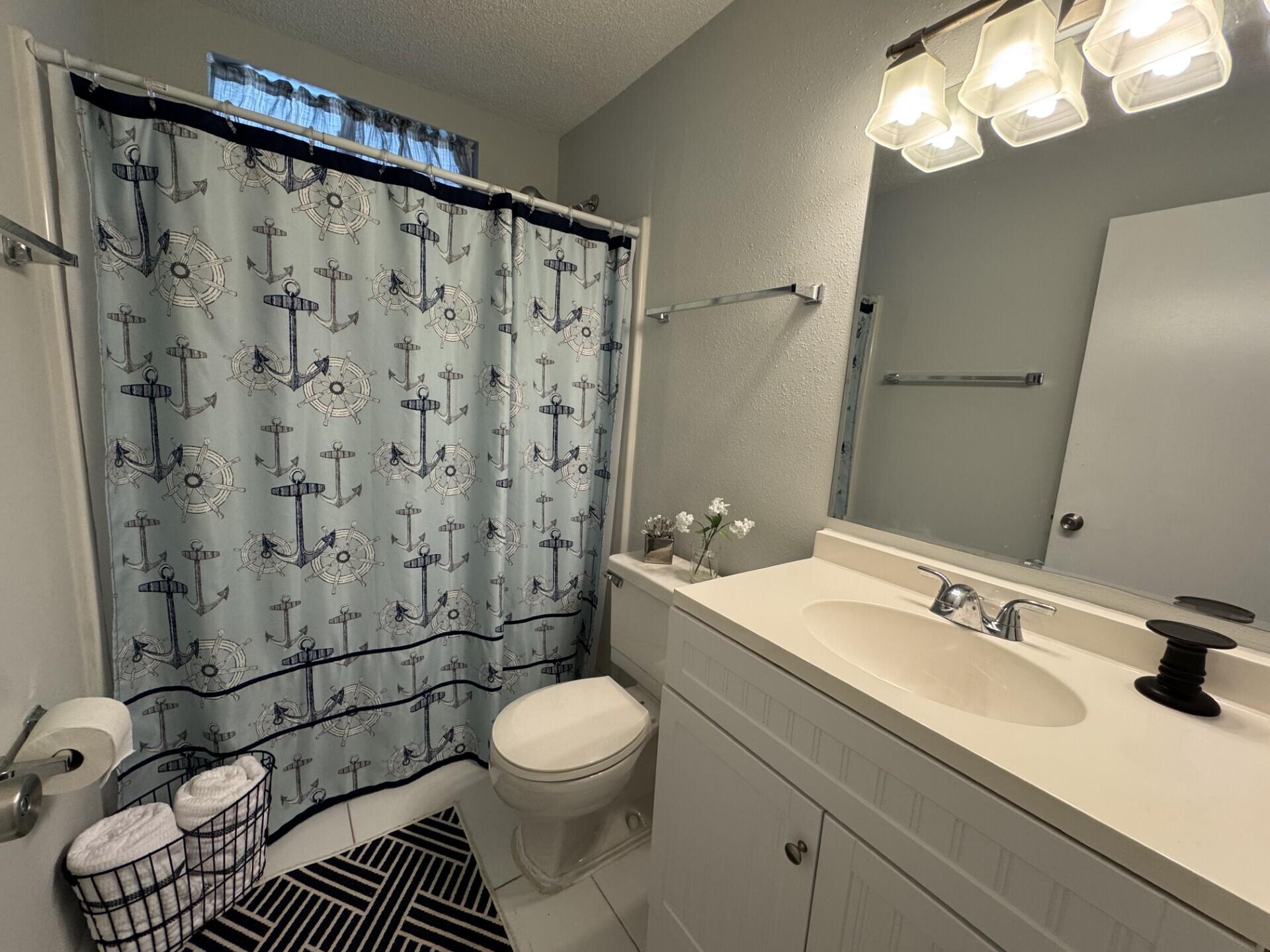 BEACON 21 CONDO - Residential Lease