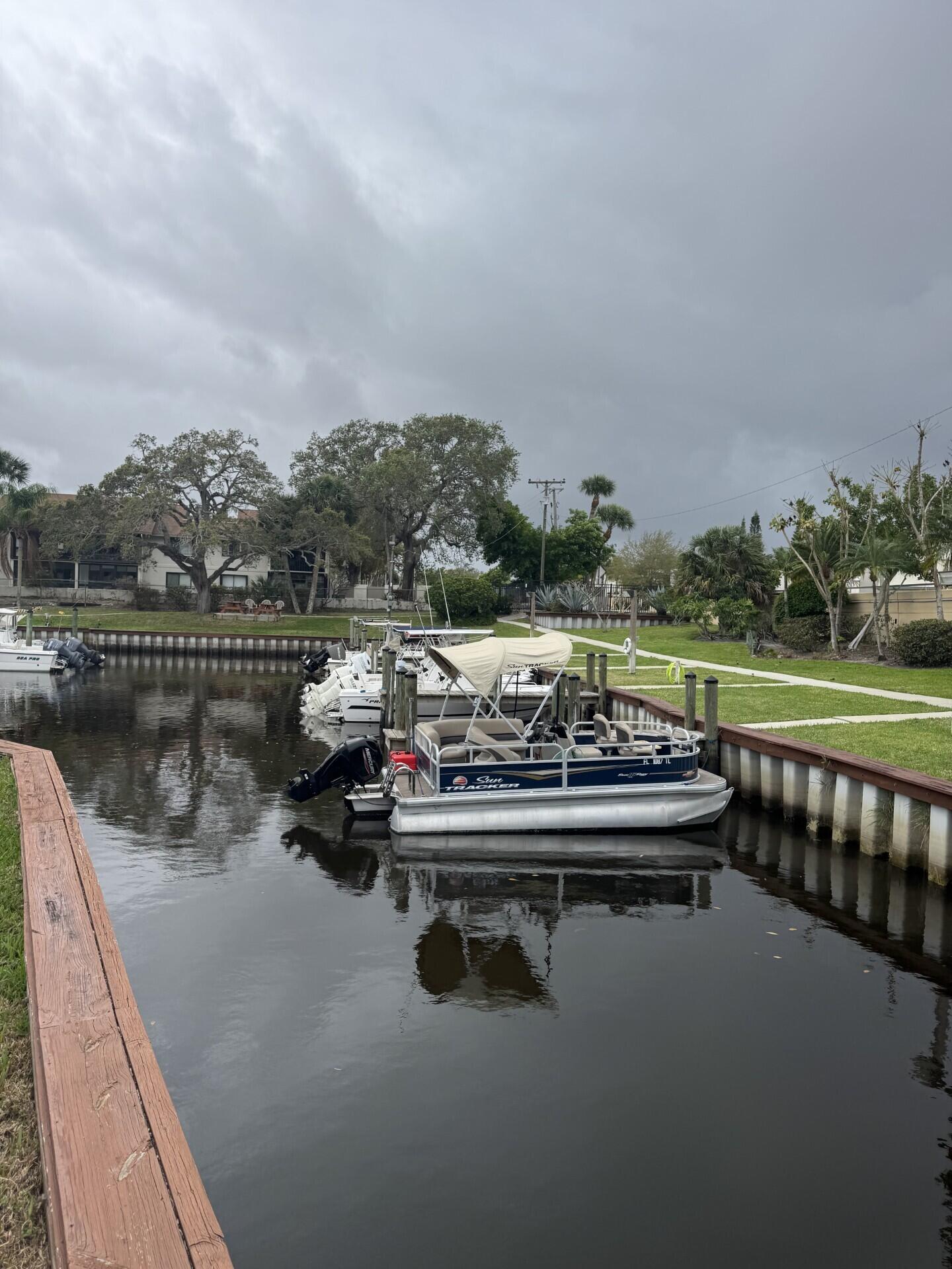 BEACON 21 CONDO - Residential Lease