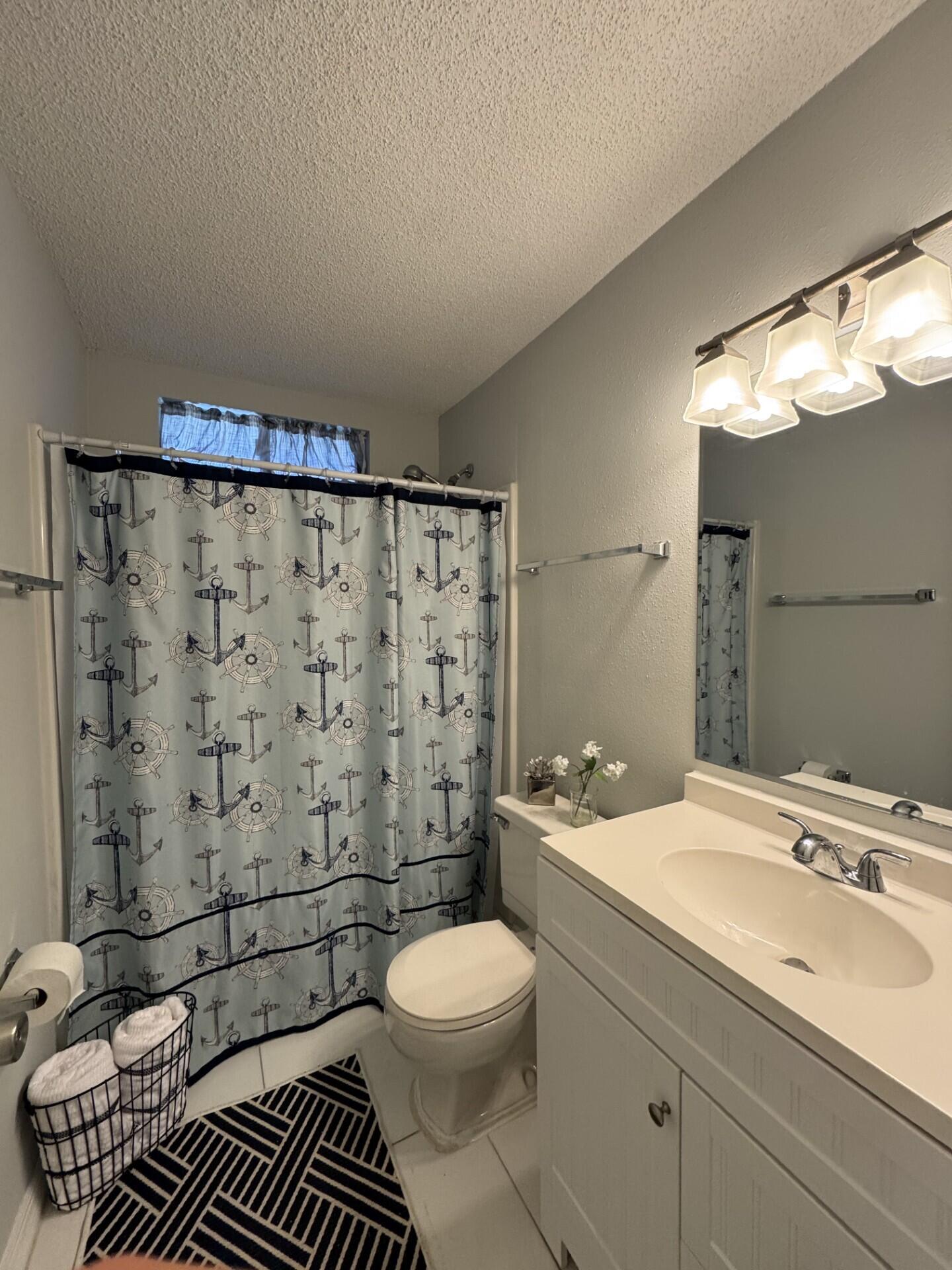 BEACON 21 CONDO - Residential Lease