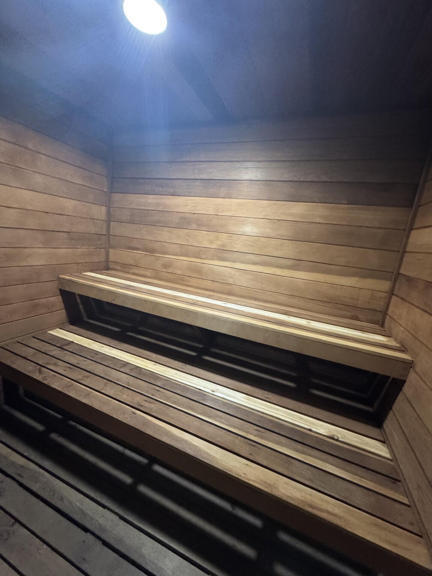 BEACON 21 CONDO - Residential Lease