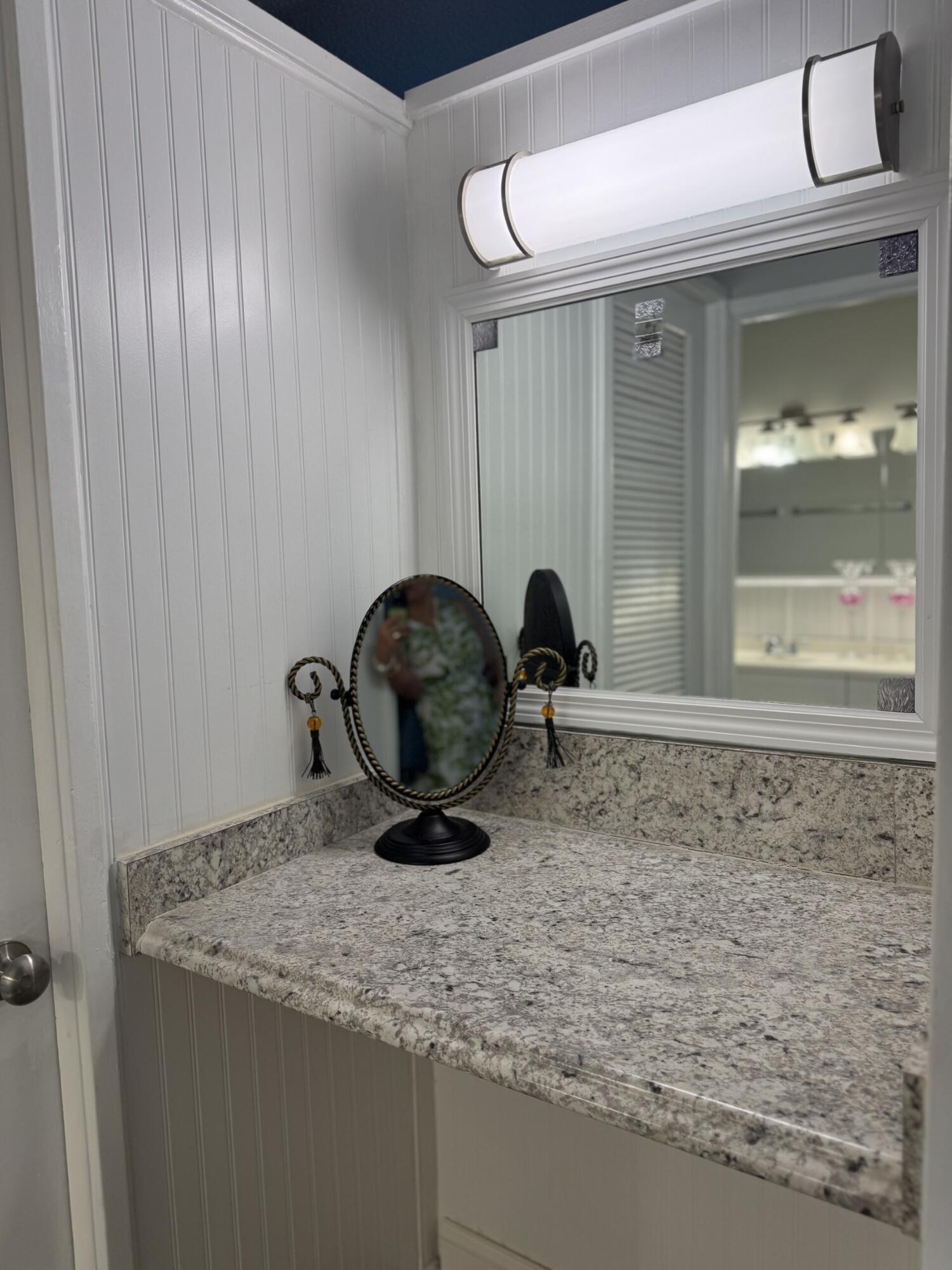 BEACON 21 CONDO - Residential Lease