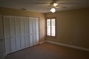 CHATELAINE - Residential Lease