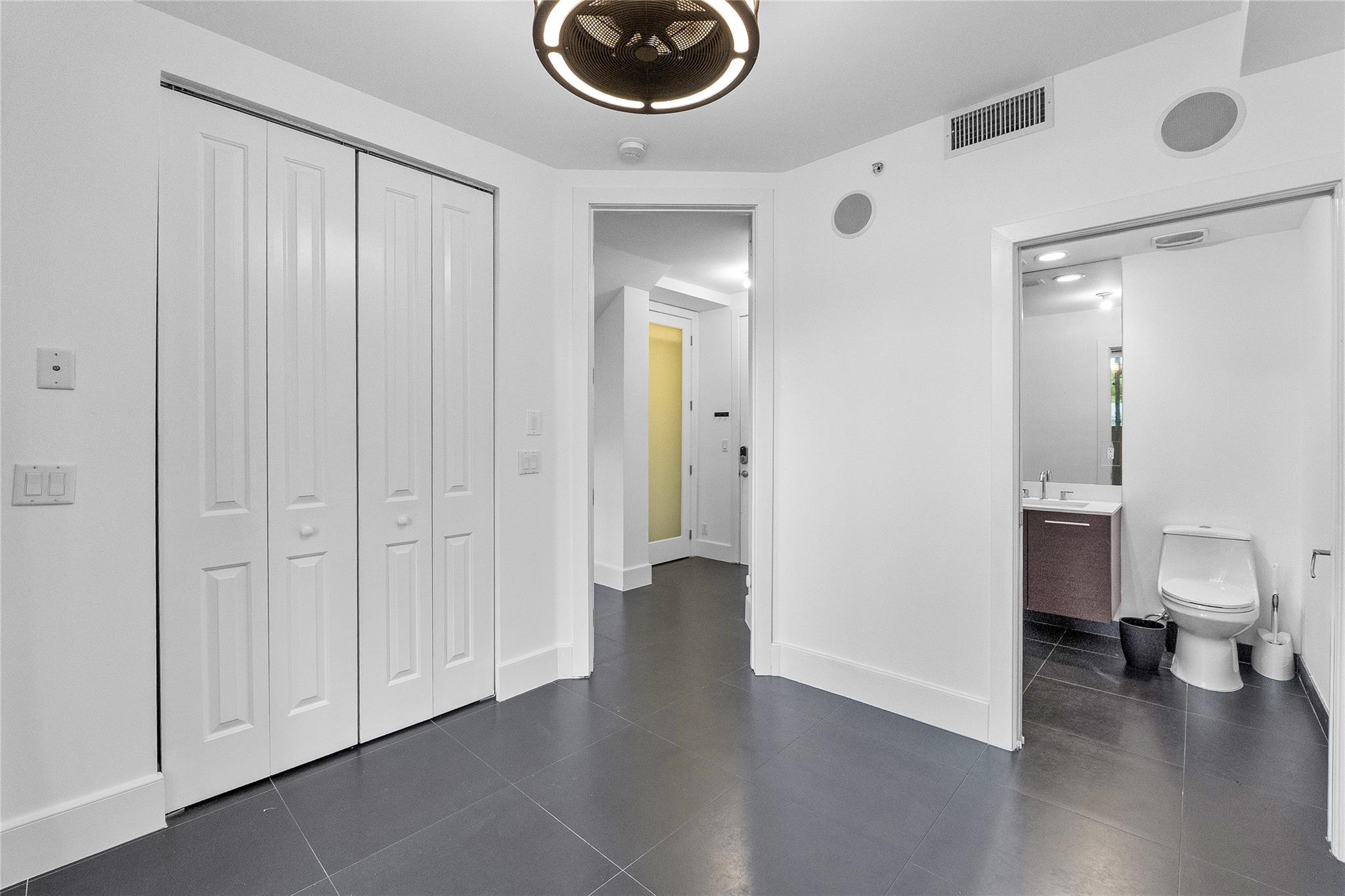 801 SE 12th Court