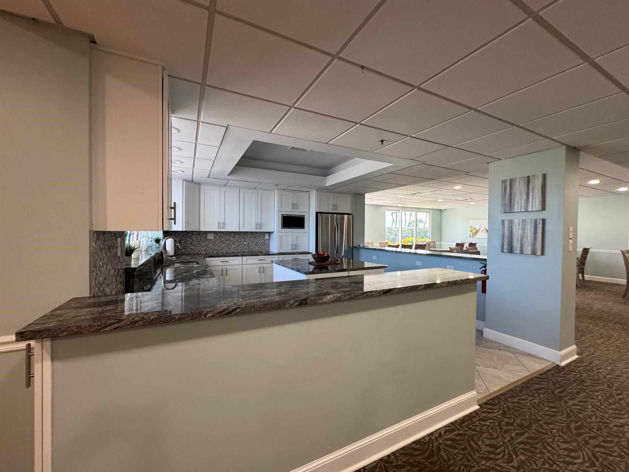 AQUANIQUE OCEAN CLUB - Residential Lease