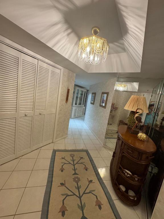 AQUANIQUE OCEAN CLUB - Residential Lease