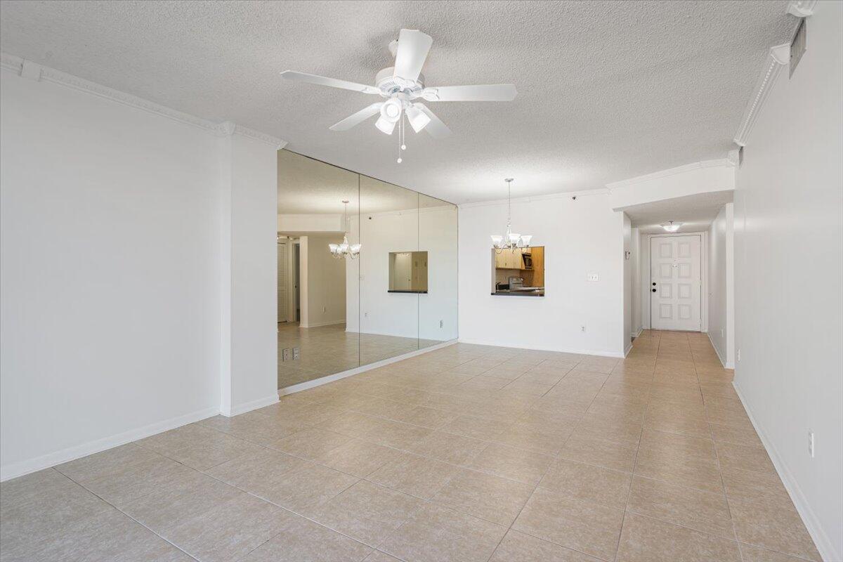 HIDDEN HARBOUR OF THE PALM BEACHES - Residential