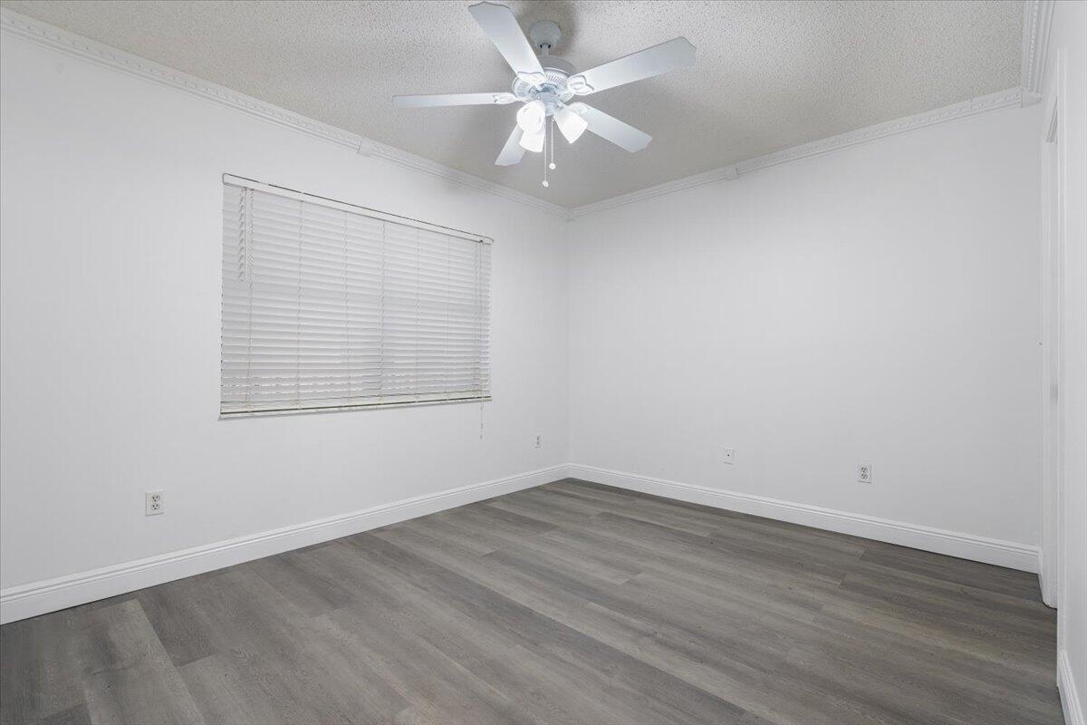 HIDDEN HARBOUR OF THE PALM BEACHES - Residential