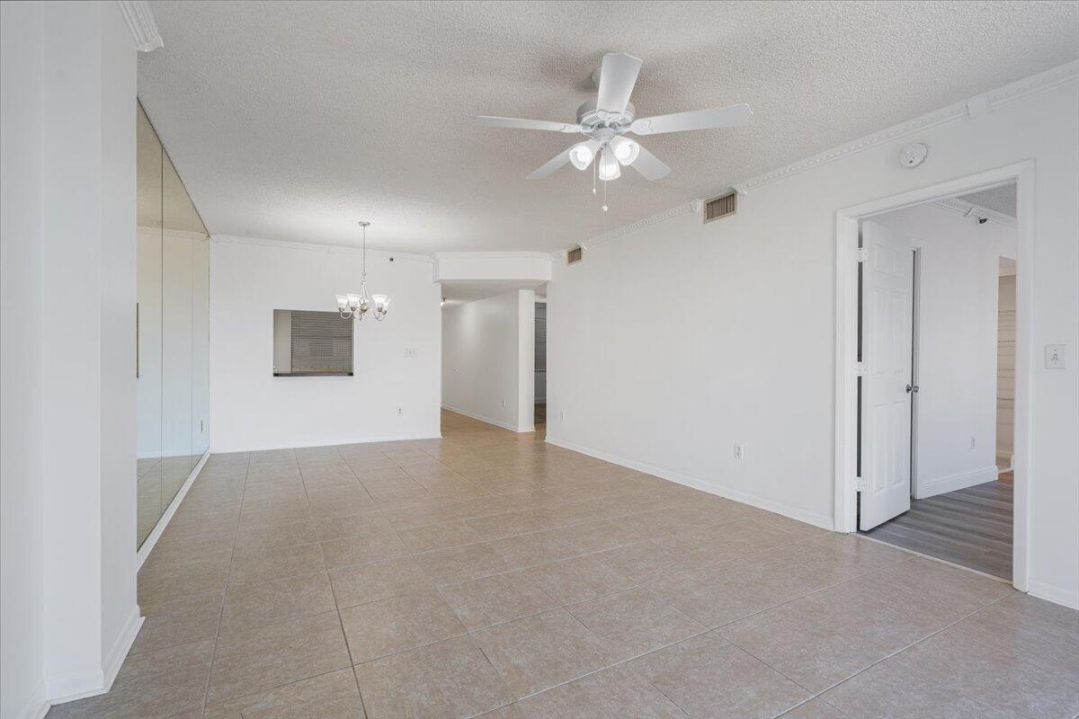 HIDDEN HARBOUR OF THE PALM BEACHES - Residential