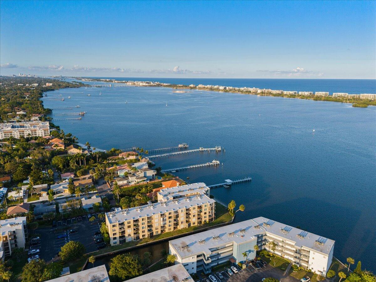 HIDDEN HARBOUR OF THE PALM BEACHES - Residential