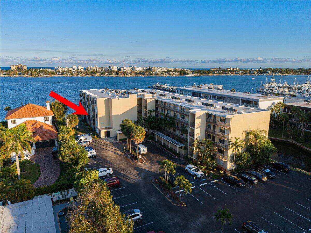 HIDDEN HARBOUR OF THE PALM BEACHES - Residential