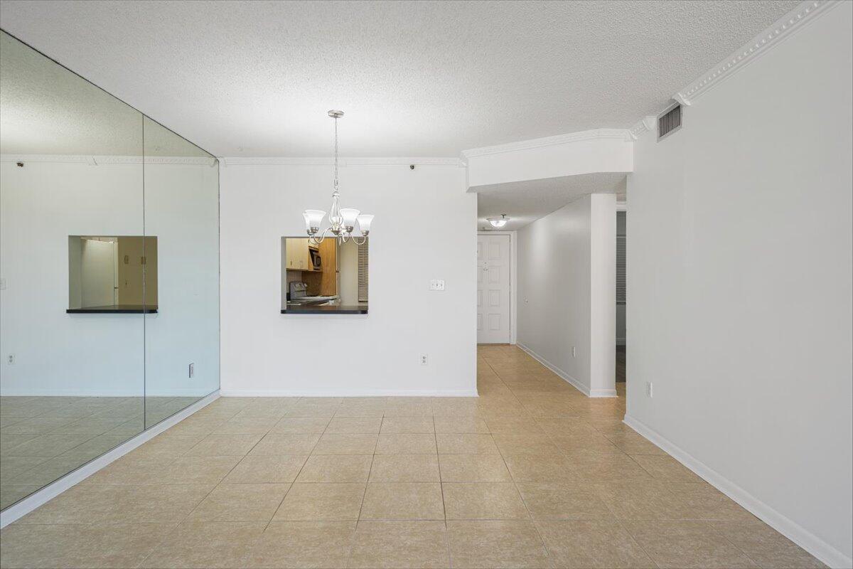 HIDDEN HARBOUR OF THE PALM BEACHES - Residential