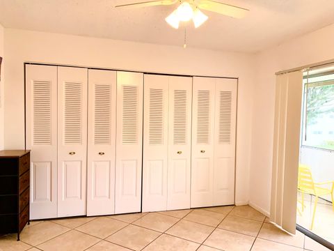 Tiny photo for 123 Canterbury E, West Palm Beach, FL 33417 (MLS # B26036712)