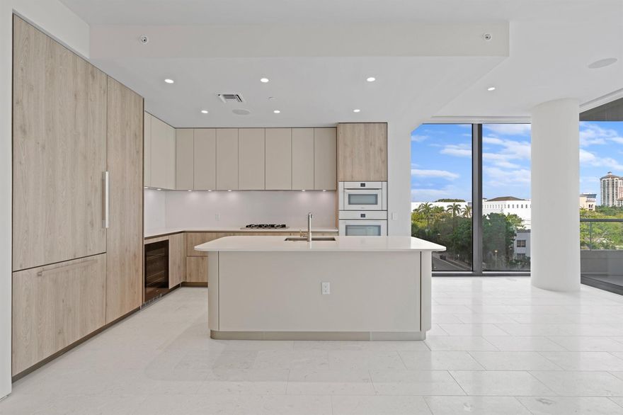 Dream home in the heart of the city,enjoy high-end finishes throughout in this 1 bedroom 1.5 bath exq