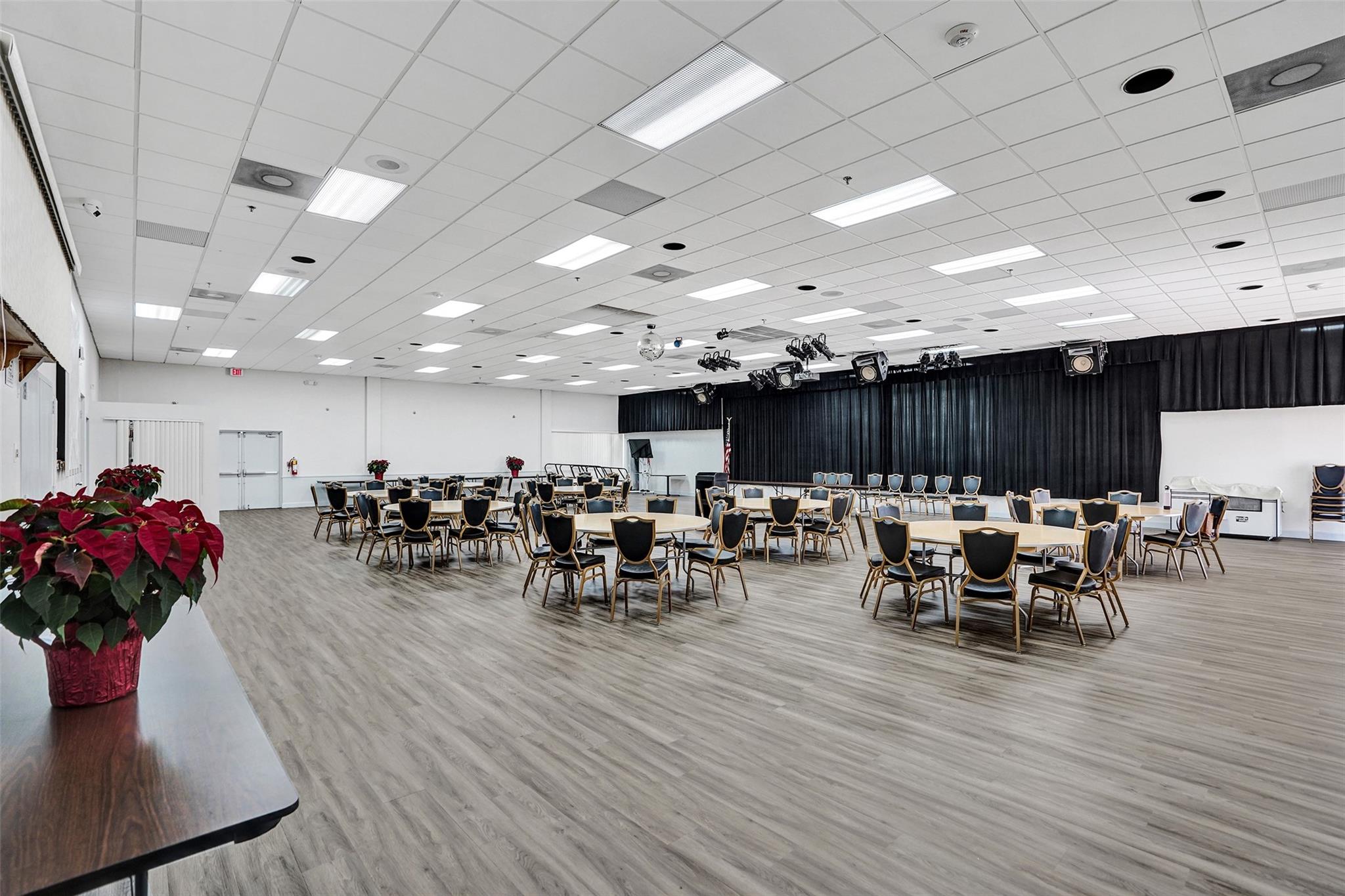 Lucerne Pointe - Residential