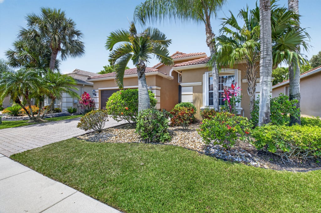 Photo of 6761 Pisano Drive, Lake Worth, FL 33467 (MLS # B26041182)