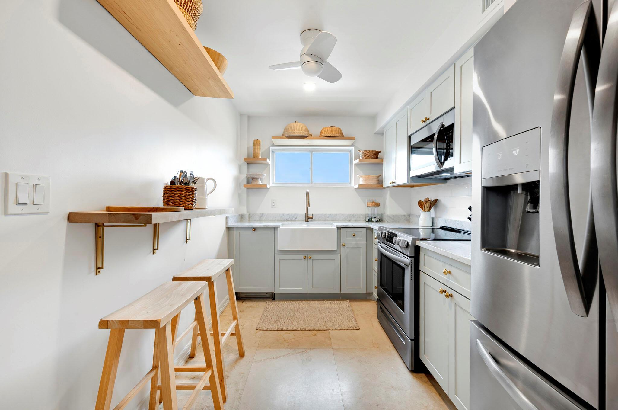 MELBORNE HOUSE CONDO - Residential
