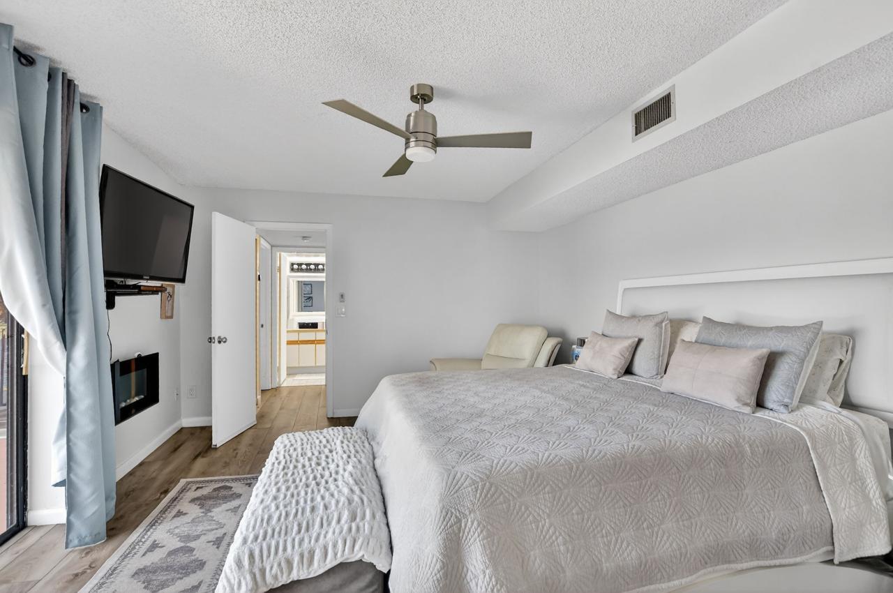 VILLAGE AT BOCA RIO PH 3 - Residential