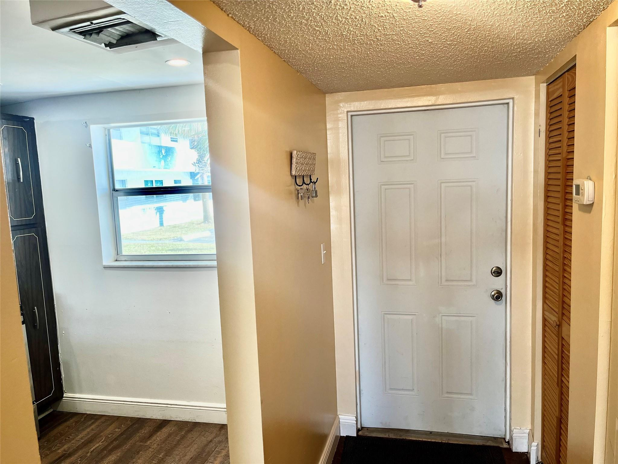 Sands Point Condo I - Residential Lease