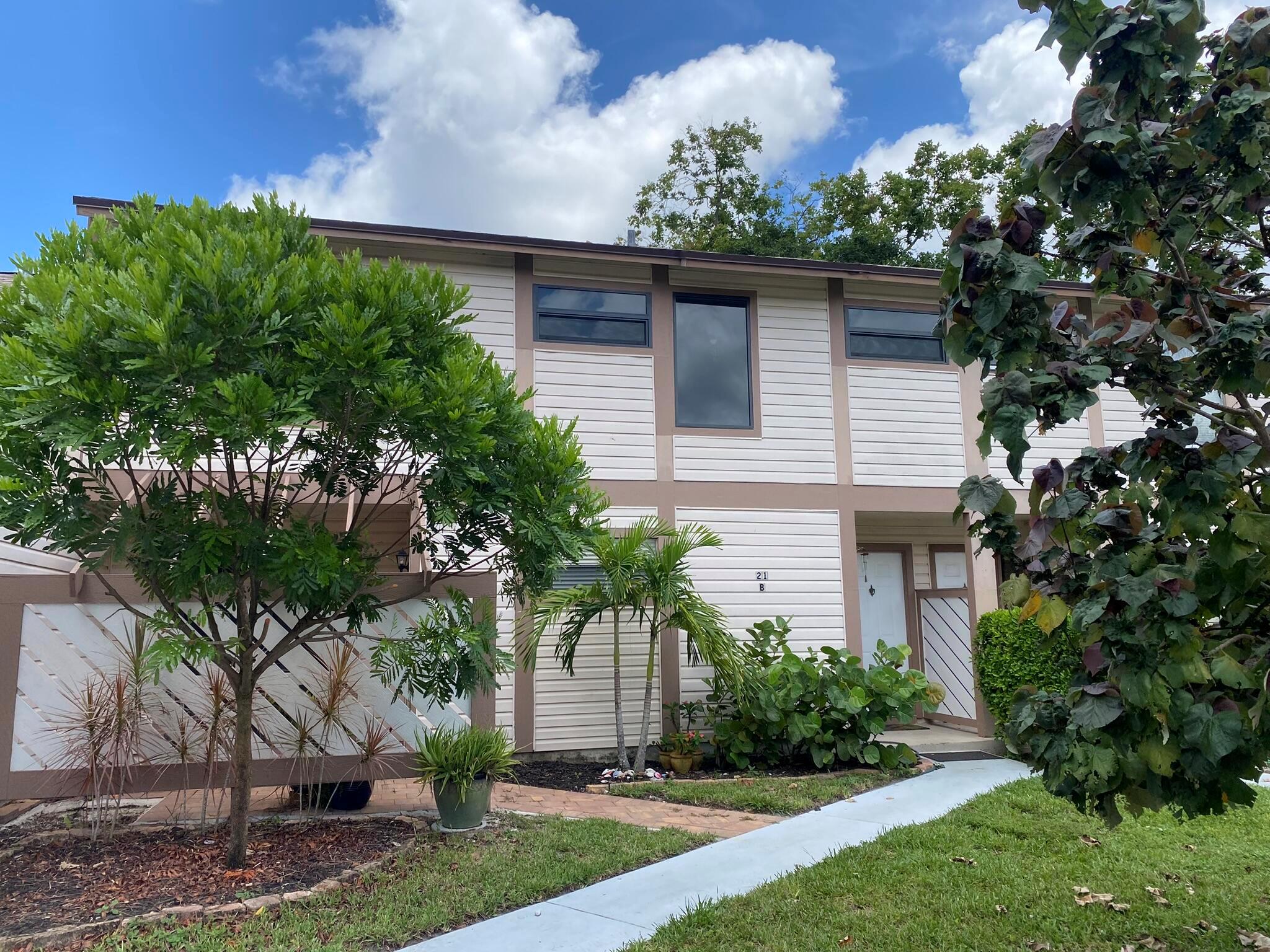 Excellent school zone. 3 Bed, 2.1 Bath 2-story townhome in Jupiter Village. Kitchen is remodeled w/ granite countertops & stainless steel appliances, updated vinyl flooring throughout second story, fenced-in private patio space w/ storage shed, 2 parking spaces. Jupiter Village amenities include a community pool, basketball court, baseball field, racquetball court, soccer fields, and children's playground! Great location -located in the heart of Jupiter just minutes from stunning beaches, premier dining, Abacoa Town Center, The Gardens Mall, Florida Atlantic University, Scripps Research Institute, Palm Beach State College, A-rated Jupiter schools, I-95, and the Florida Turnpike. Pet is case by case basis but no large pets.